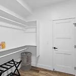 Stunning Waterfront Condo Breathtaking Views 202