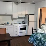 Grandma\'S Suite - Private Apartment Reduced Price On Tours