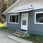 Rainbow Row - Two Private Units In Complex, Near Mendenhall Glacier, Trails, And Conveniences!