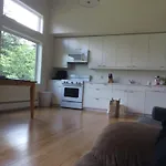 Juneau Guesthouse