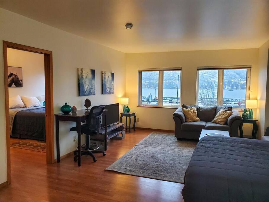 Downtown Gem: 1br With Stunning Views! * Juneau