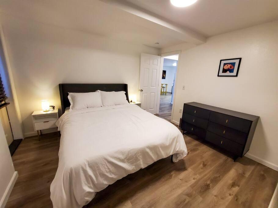 Updated Douglas Apartment, Near Downtown And Skiing *