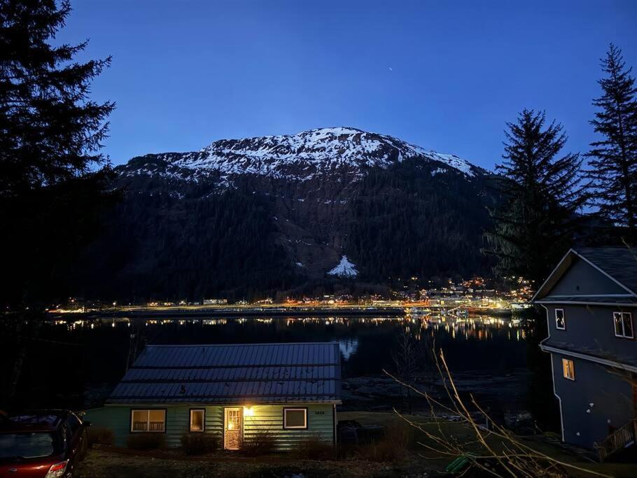 Updated Douglas Apartment, Near Downtown And Skiing Apartamento
