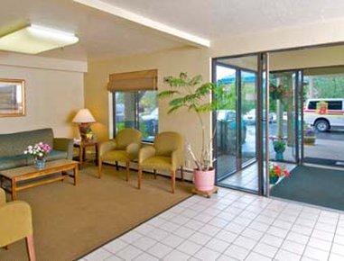 Super 8 By Wyndham Motel