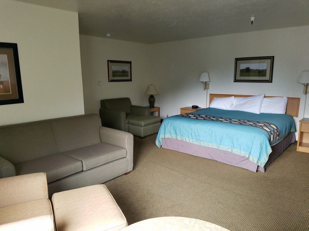 Super 8 By Wyndham 2*